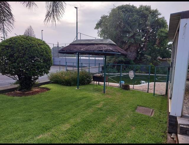 3 BEDROOM PROPERTY TO RENT IN REMBRANDT PARK